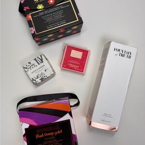 Luxury Spa Gift Bundle – Spongellé, L’Occitane, Fountain of Truth